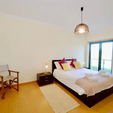 Vela - In Complex Near The * Sao Martinho do Porto