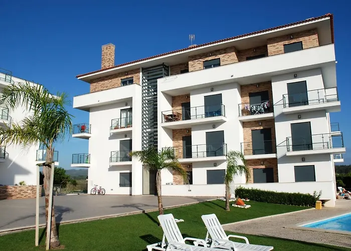 Vela - In Complex Near The Apartman São Martinho do Porto