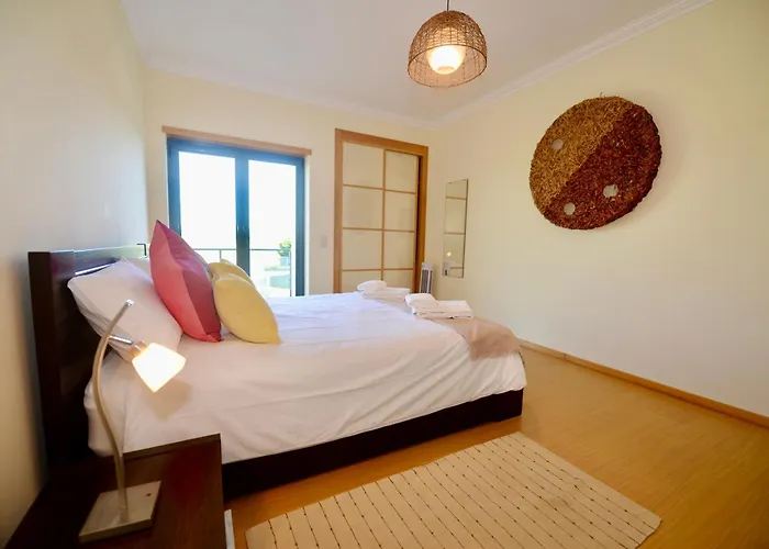 Vela - In Complex Near The Apartman São Martinho do Porto