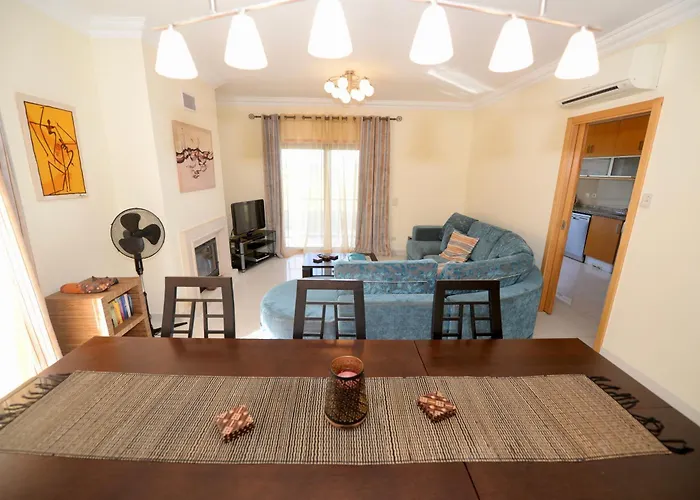 Vela - In Complex Near The Apartman